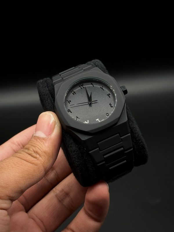 Black Aura Quartz Watch – Lightweight & Premium Finish - Trusticart Store